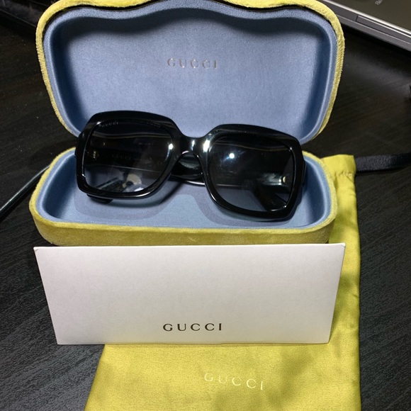 GUCCI WOMEN SUNGLASSES